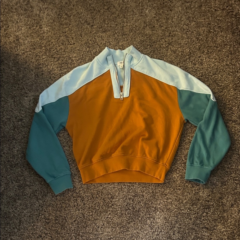 Colorblock Cropped Half-Zip Sweatshirt